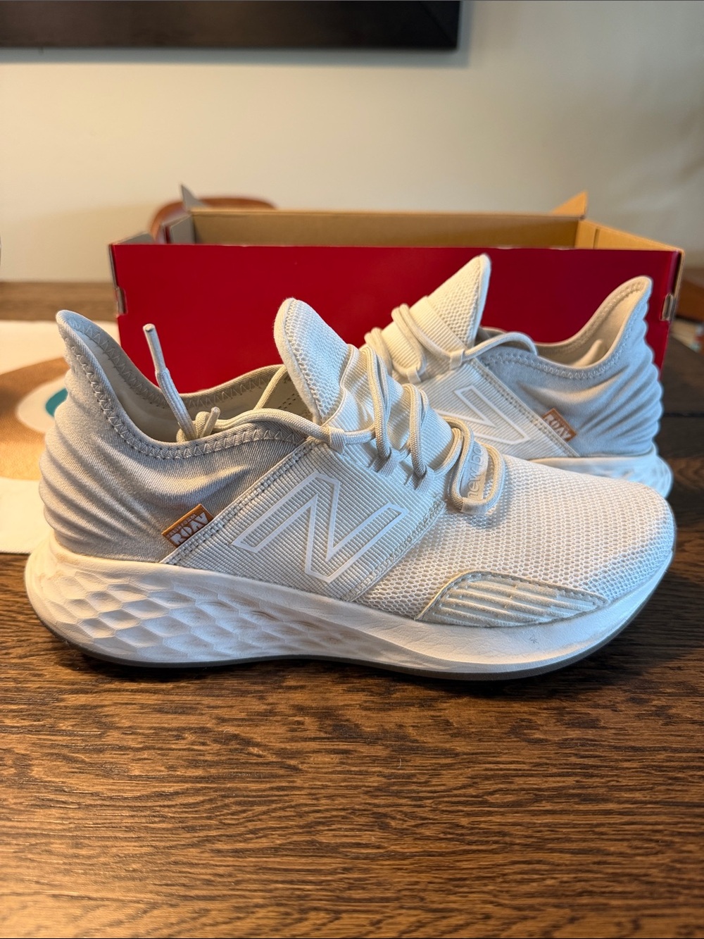 New Balance Fresh Foam Roav sneakers size 8.5